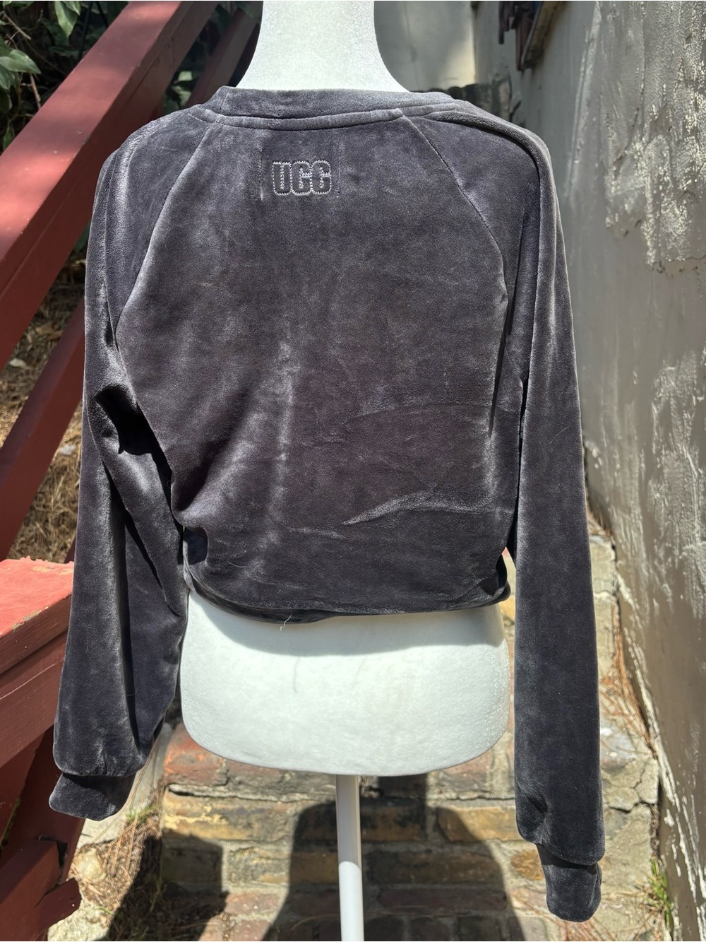 UGG Beckner Cropped Gray Velvet Long Sleeve Pullover Sweatshirt - Picture 7 of 9